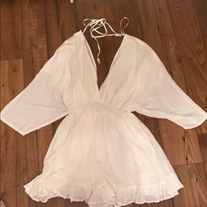 Selfie Leslie open back romper